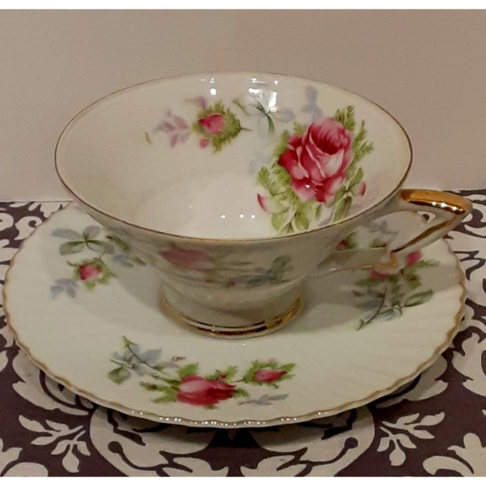 1950's Lefton China White Teacup and Saucer  A1